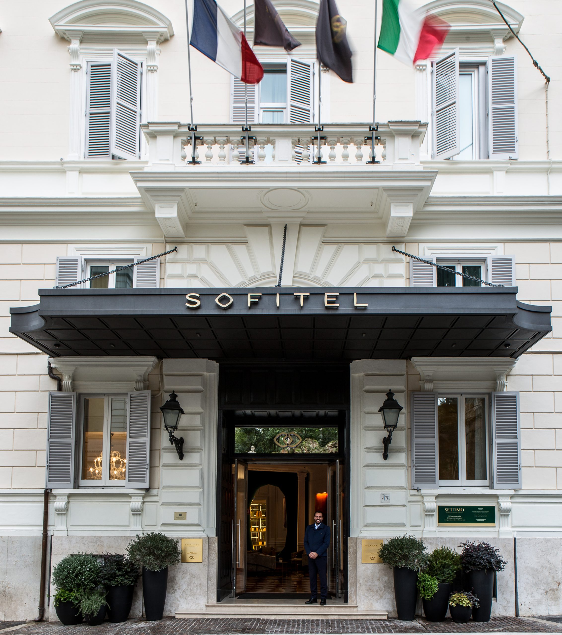 EXTENDAM continues its expansion in Europe with the acquisition of two landmark hotels.  The 78-room Sofitel Roma Villa Borghese, housed in a former 19th century palazzo, benefits from an outstanding location between Villa Medici, Via Veneto and Villa Borghese gardens. In Lisbon, the 163-room Sofitel Lisbon Liberdade boasts breathtaking views thanks to its location on…