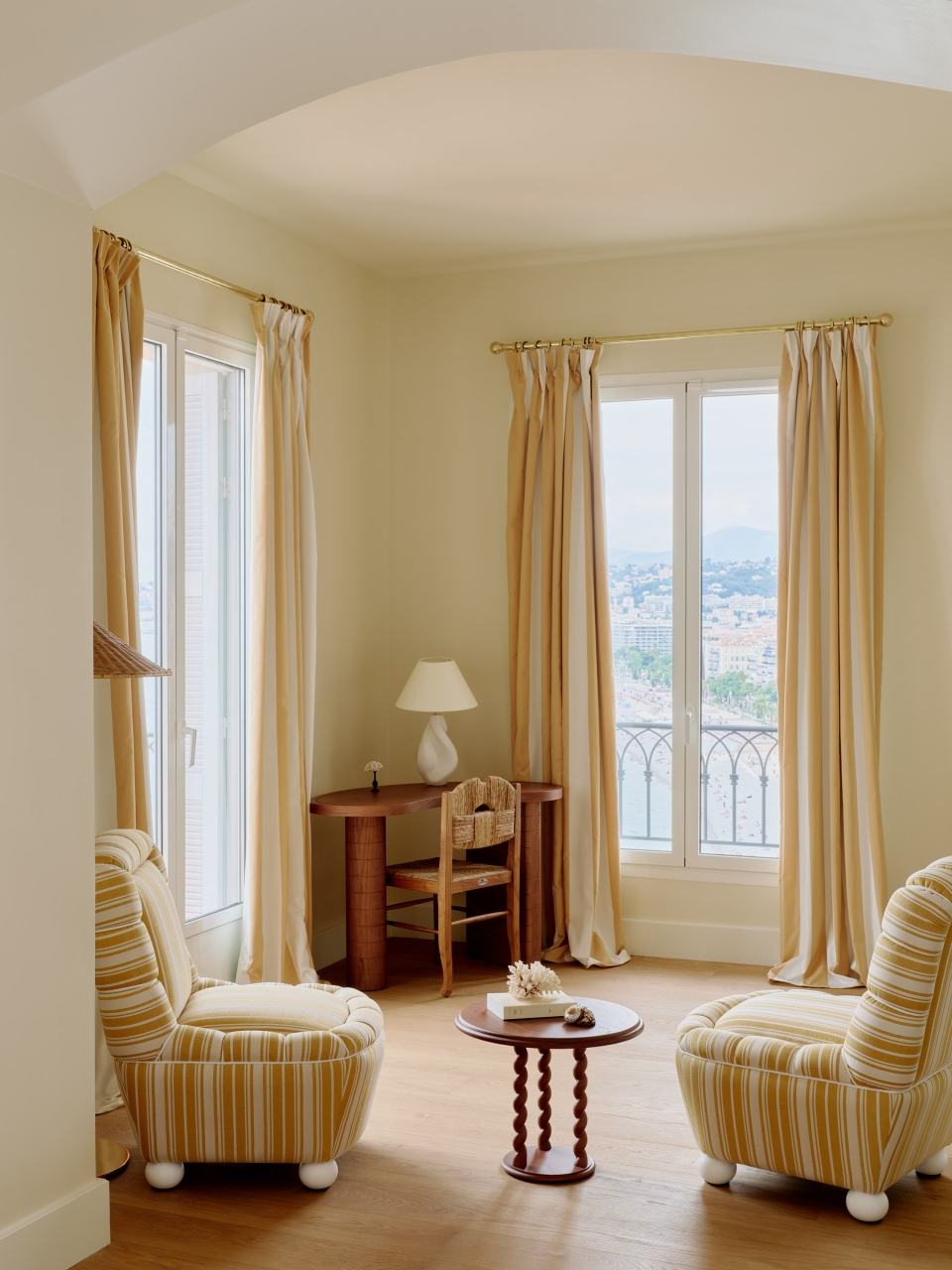HOTEL LA PEROUSE 2727